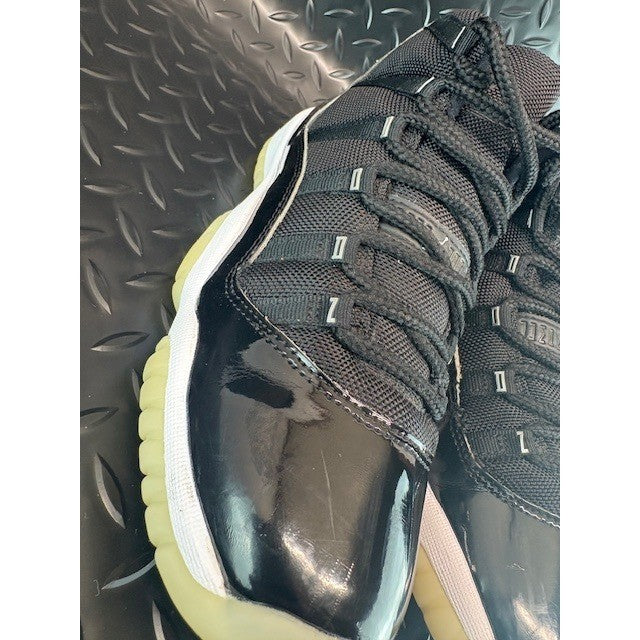 Jordan 11 Retro Jubilee GS Black White 378038-011 Womens sneakers size 8.5 or 7Y6