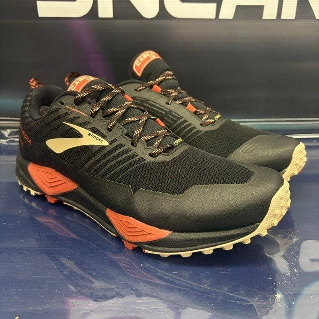 Brooks Cascadia 13 Black Orange Cream (2018) 1102841D037 Mens sneakers size 11.51