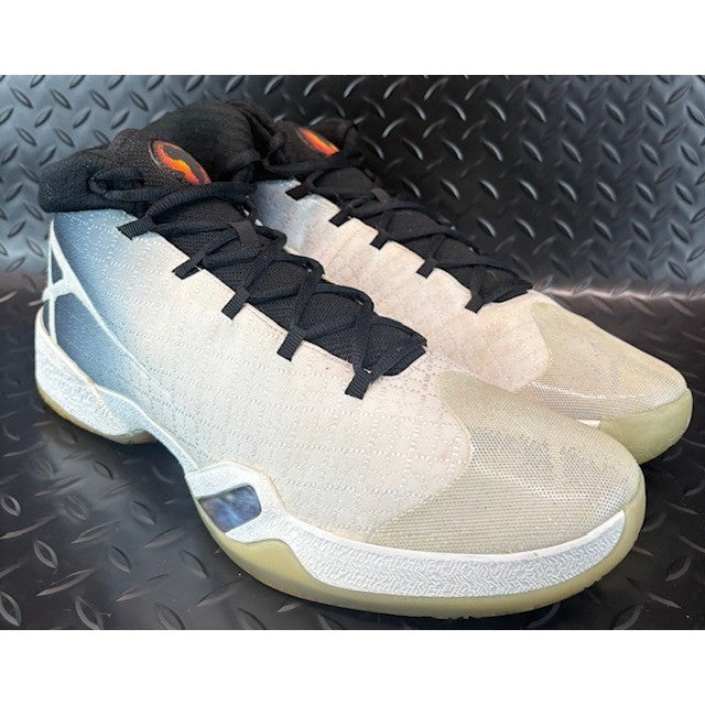 Jordan XXX 30 White Black Blue 811006-001 Mens basketball sneakers size 131