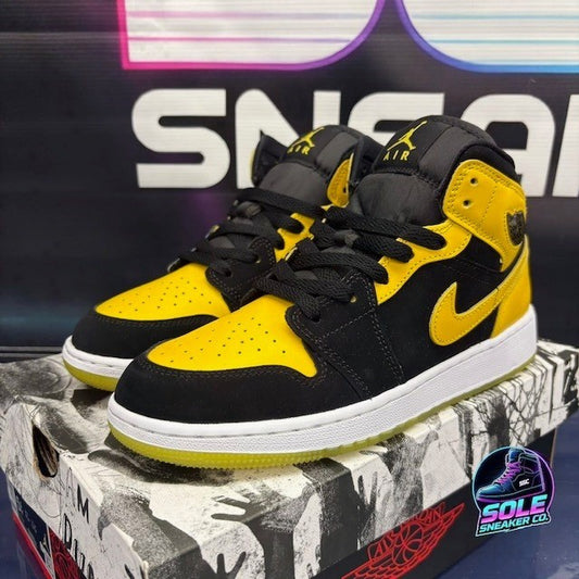 Jordan 1 Mid SE Black Varsity Maize (2025) HJ5940-071 Youth sneakers size 5.5Y0