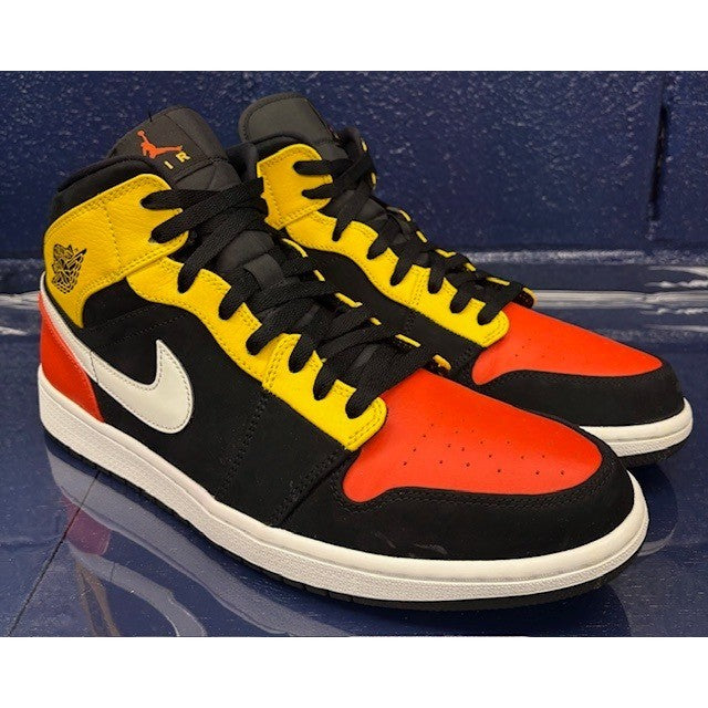 Jordan 1 Mid Black Armarillo Orange 852542-087 Mens sneakers size 121