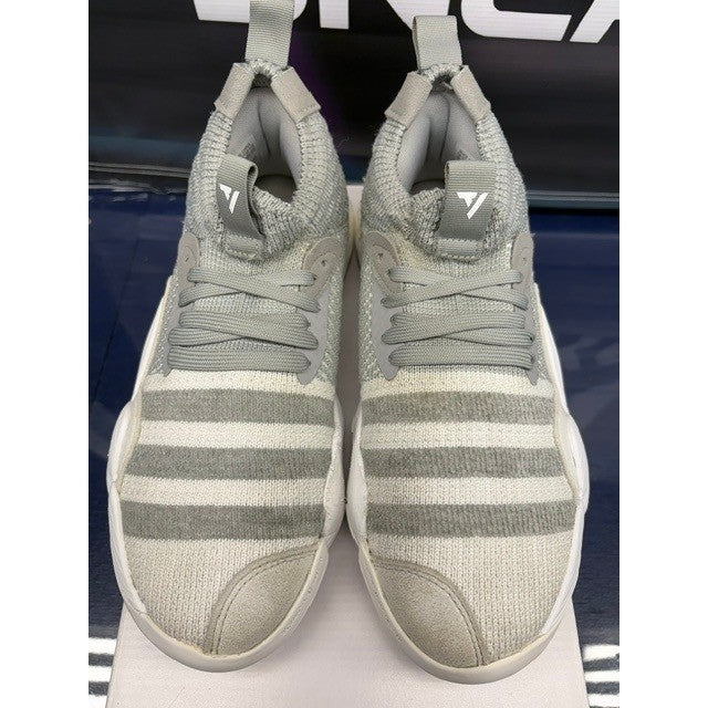 Adidas Trae Young 2.0 Grey Moon H03842 Mens Basketball sneakers size 7.54