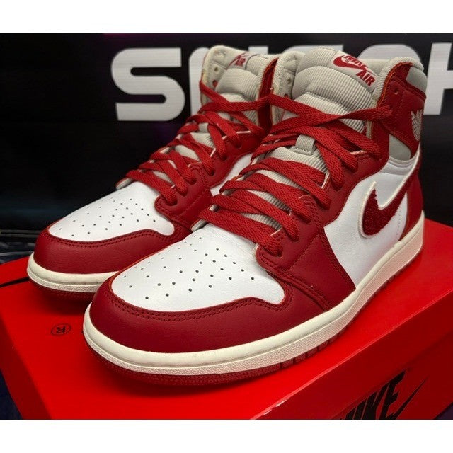 Jordan 1 Retro High OG Varsity Red (2022) DJ4891-061 Womens sneakers size 110