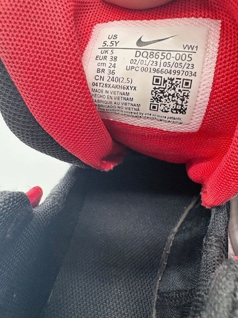 Nike Lebron Witness 7 Mid Bred Youth Size 5.5 Black Red Sneakers NO LACES5