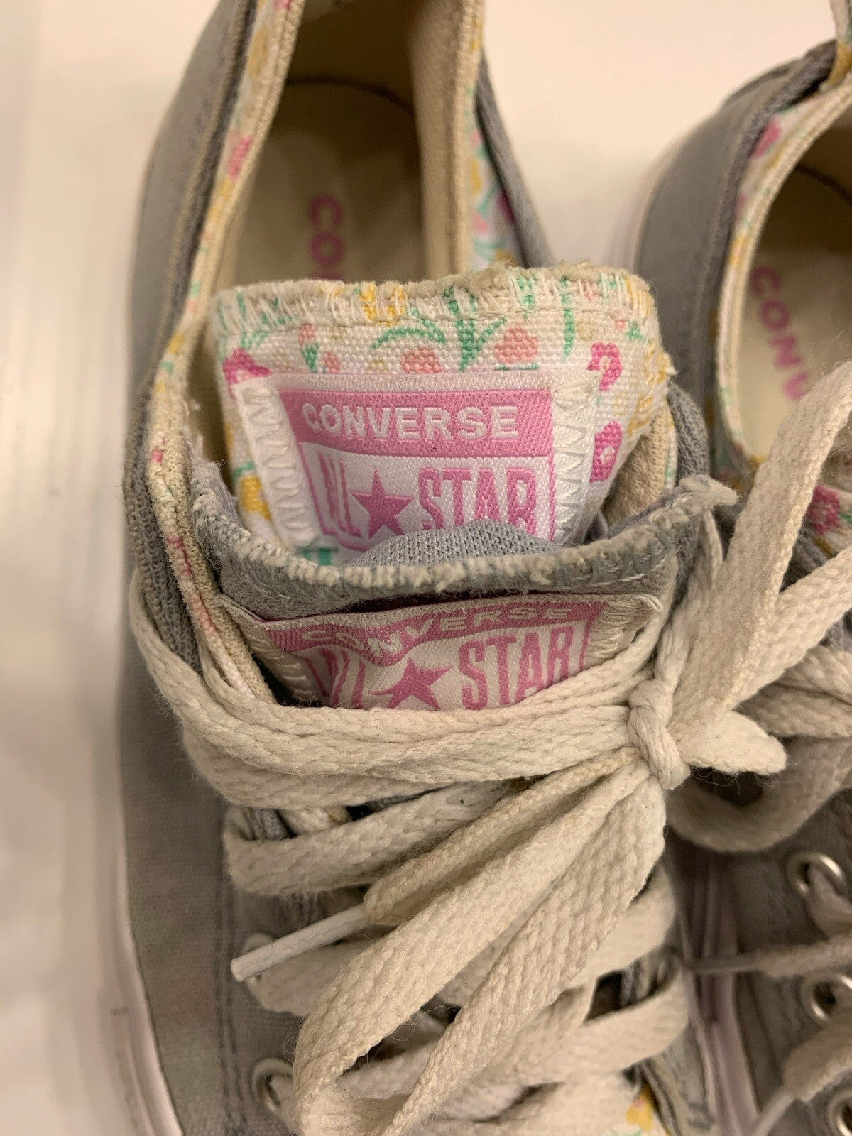 Converse Floral Gray Size 3 Women Girls Casual Low Top4