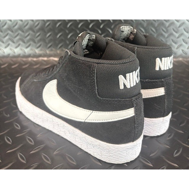 Nike SB Zoom Blazer Mid Black White 864349-002 Mens suede sneakers size 5.53