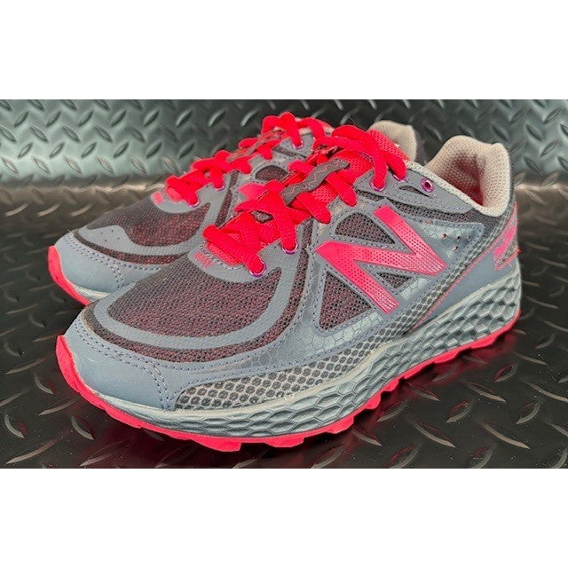 New Balance Fresh Foam Hierro Dark Grey Pink Womens Sneakers Shoes size 5.50