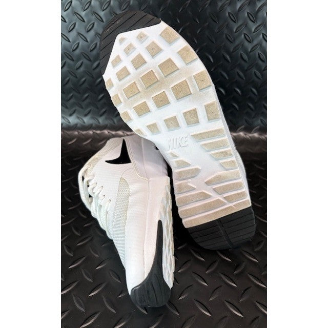 Nike Air Max Thea White Black 599409-103 Womens athletic sneakers size 8.57