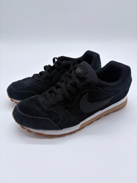 Mens Size 8.5 - Nike MD Runner 2 SE Blue Suede W0