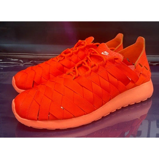 Nike Roshe Run Coral (2012) 555257-800 Womens running sneakers size 10.50