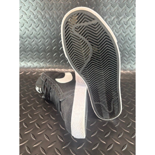 Nike SB Zoom Blazer Mid Black White 864349-002 Mens suede sneakers size 5.56