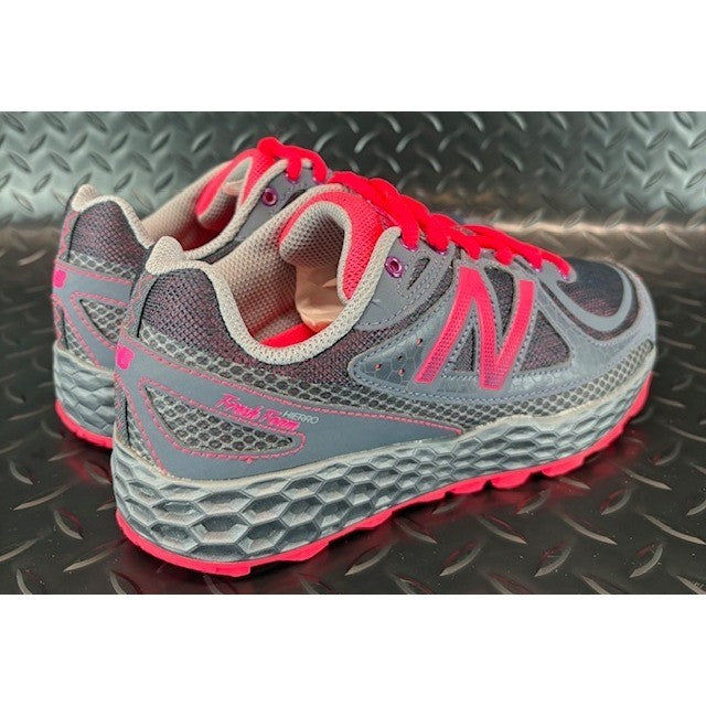 New Balance Fresh Foam Hierro Dark Grey Pink Womens Sneakers Shoes size 5.52
