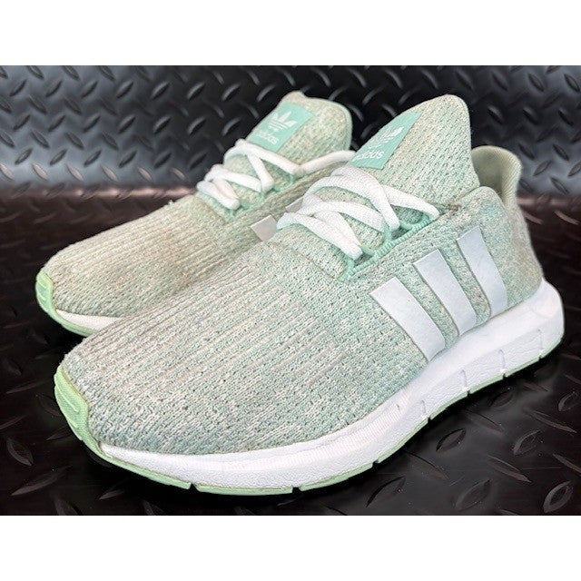 Adidas Swift Run Clear Mint Green B37119 Mens running sneakers size 40
