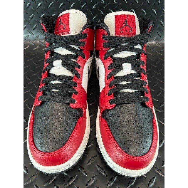 Jordan 1 Mid Chicago Toe Red Black White 554724-069 Mens sneakers size 9.55