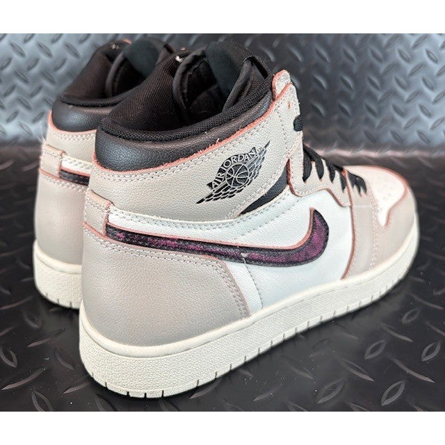Nike Air Jordan 1 Retro High OG Defiant SB NYC to Paris Mens sneakers size 5.52