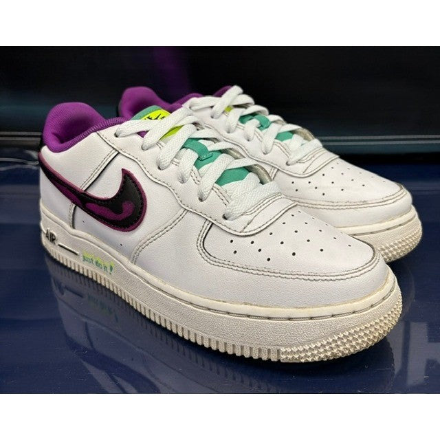 Nike Air Force 1 Low LV8 Just Do it (2022) DX3933-100 Youth sneakers size 5.5Y1