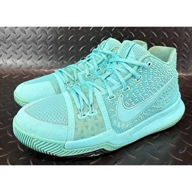Nike Kyrie 3 Aqua Light Blue 859466-401 Mens sneakers size 7 or Youth 7Y0