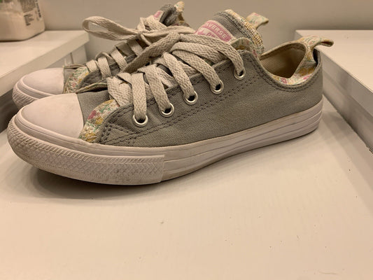 Converse Floral Gray Size 3 Women Girls Casual Low Top0