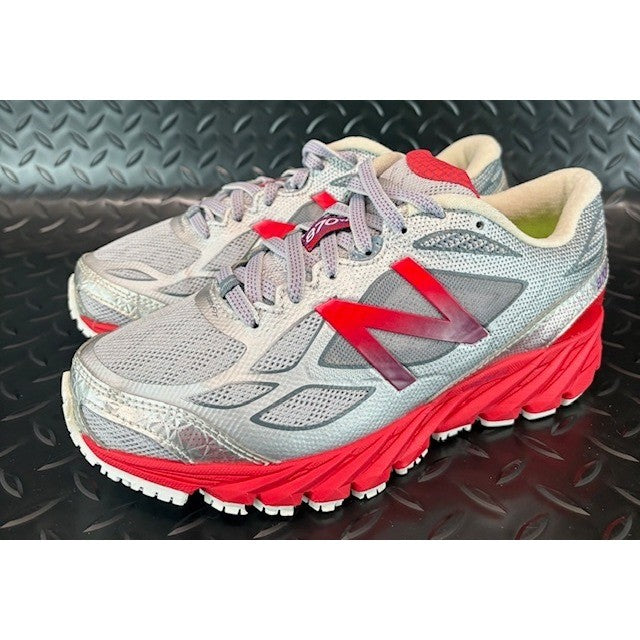 New Balance 870v4 Running Shoes Sneakers Silver Red Lightweight Womens size 50