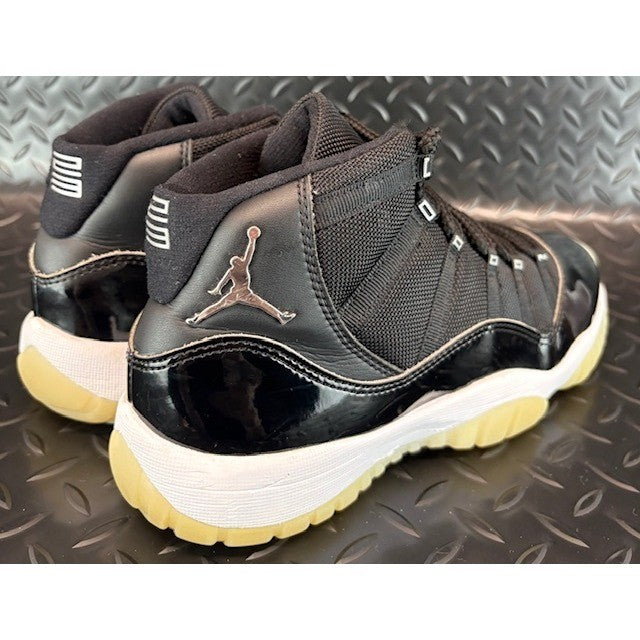 Jordan 11 Retro Jubilee GS Black White 378038-011 Womens sneakers size 8.5 or 7Y2