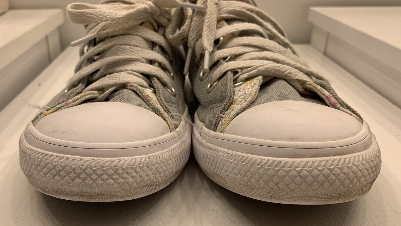 Converse Floral Gray Size 3 Women Girls Casual Low Top1