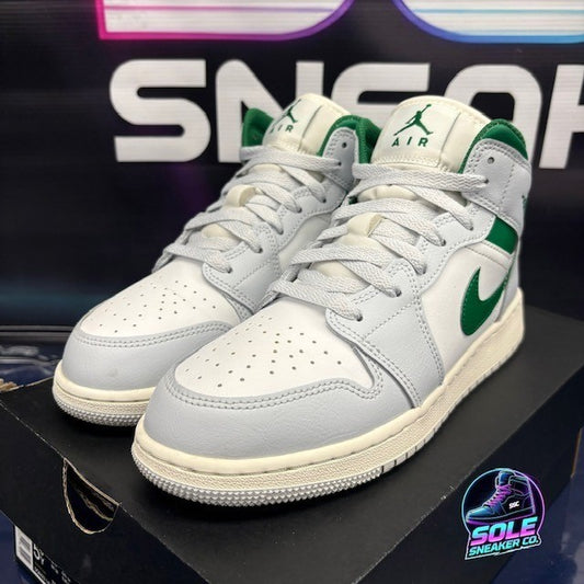 Jordan 1 Mid White Pine Green (2025) DQ8423-142 Youth sneakers size 5.5Y0