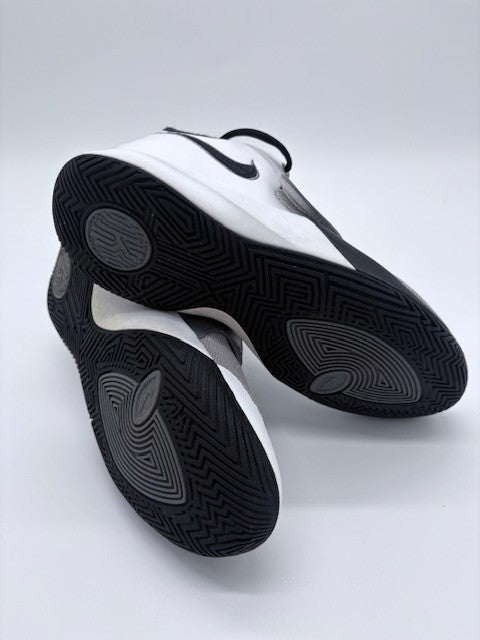 Nike Flytrap 3 JBy7
