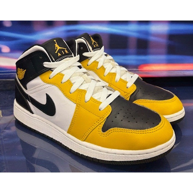Jordan 1 Mid Yellow Ochre Grade School (2023) DQ8423-701 Kids sneakers size 7Y1
