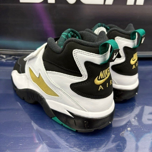 Nike Air Diamond Turf Emerald (2025) IB2240-001 Mens sneakers size 11.53