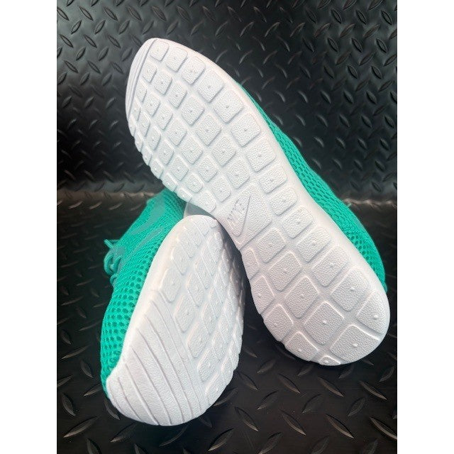 Nike Roshe One Hyp BR Clear Jade White 833125-300 Mens sneakers size 10.56