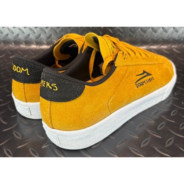 Lakai Newport Doom Sayers Gold Suede Skateboarding Shoes Sneakers Mens Size 9.53