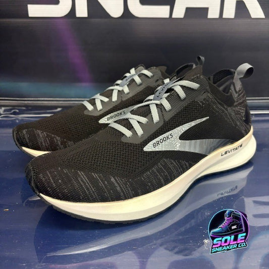 Brooks Levitate 4 Black Silver White (2020) 1103451D012 Mens sneakers size 11.50