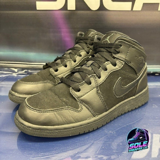 Jordan 1 Mid Triple Black (2014) 554725-011 Youth sneakers size 7Y0