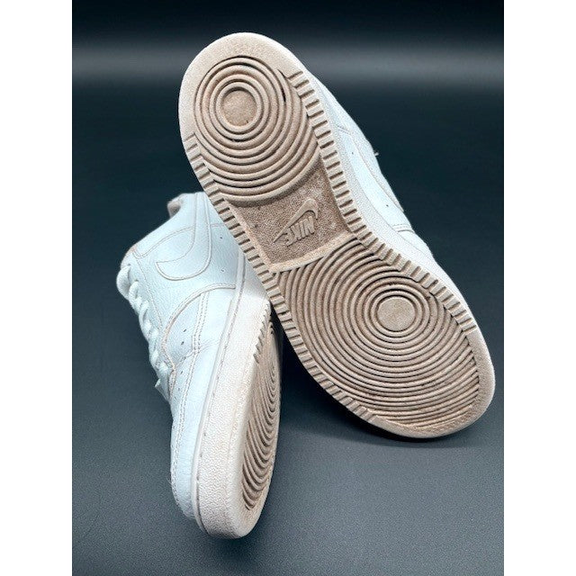 Nike Womens Court Vision Low White size 7.5 Leather Sneakers Walking Shoes AF17