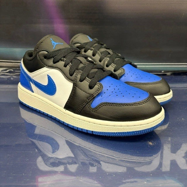 Jordan 1 Low SE Alternate Royal Toe (2023) 553560-140 Youth sneakers size 5.5Y1