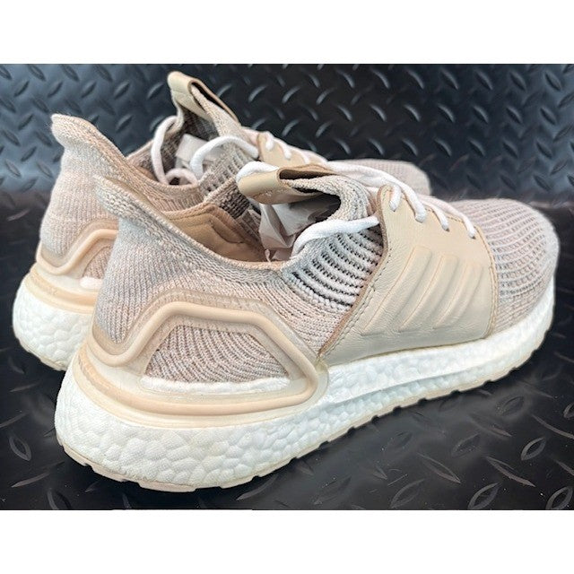 Adidas Ultra Boost 18 Tan White G27492 Womens athletic sneakers size 10.52