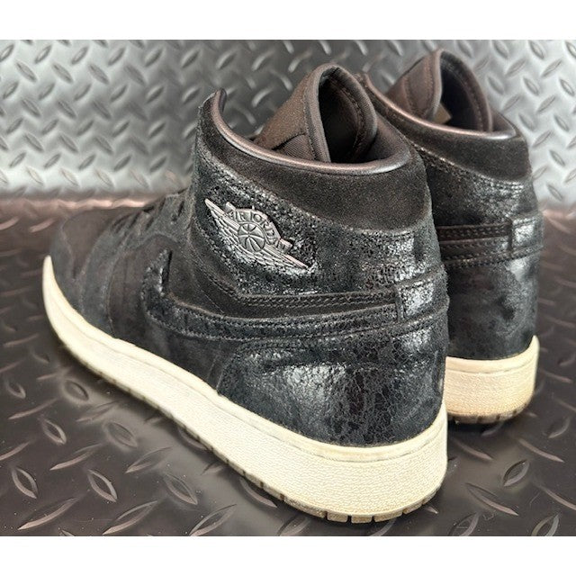 Nike Air Jordan 1 Retro High Heiress Black Suede 832596-001 Mens size 6 or 6Y3