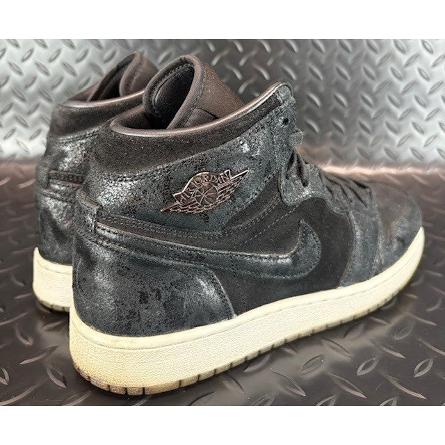 Nike Air Jordan 1 Retro High Heiress Black Suede 832596-001 Mens size 6 or 6Y2