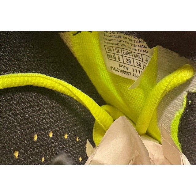 Mizuno Wave Lightning SR Touch Z2 Womens Volleyball shoes sneakers size 8.57