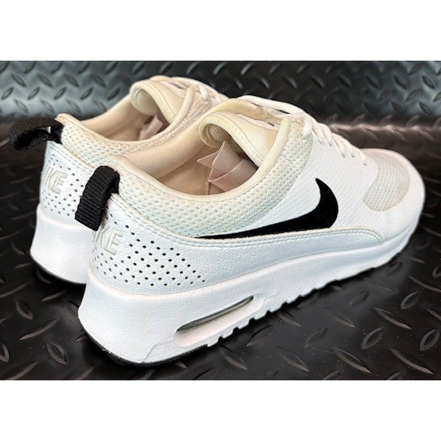 Nike Air Max Thea White Black 599409-103 Womens athletic sneakers size 8.52