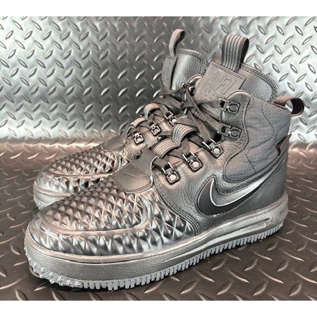 Nike Lunar Force 1 Duckboot '17 Black Leather Womens sneakers boots sz 8 or 6.5Y0